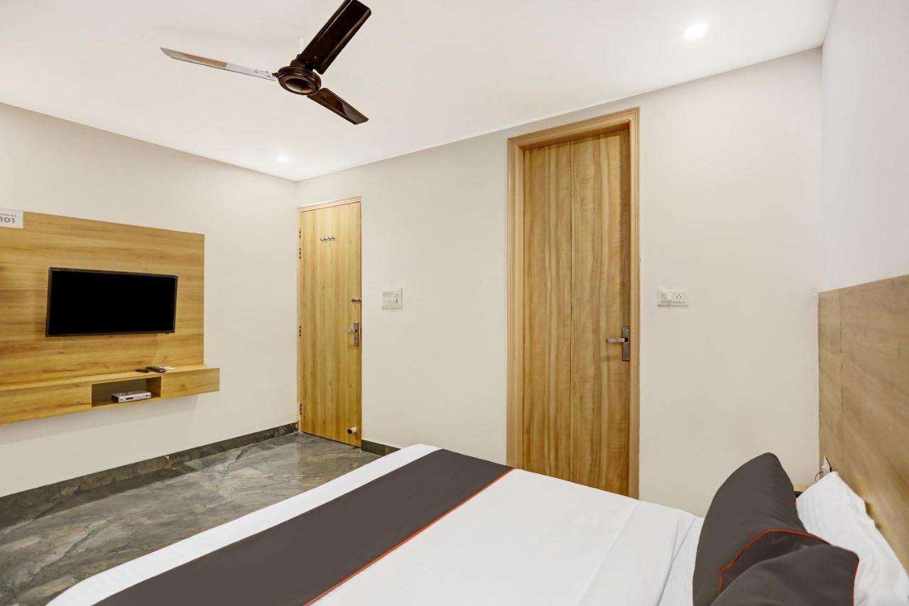 Oyo 81641 Collection O Hotel A1 Residency New Delhi Exteriör bild