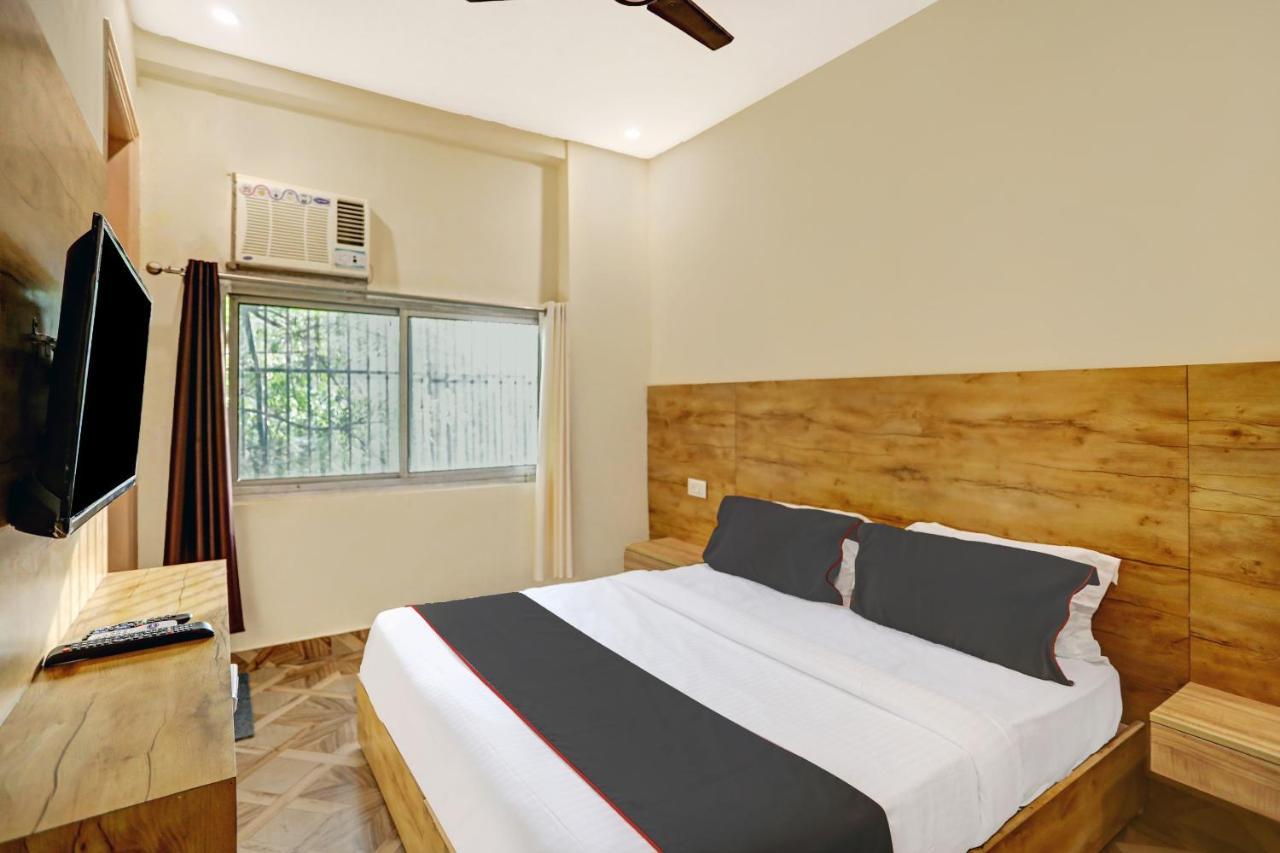 Oyo 81641 Collection O Hotel A1 Residency New Delhi Exteriör bild